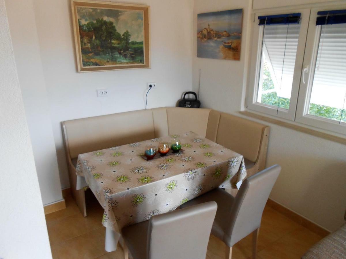Gogi Apartman Donji Okrug  Zewnętrze zdjęcie
